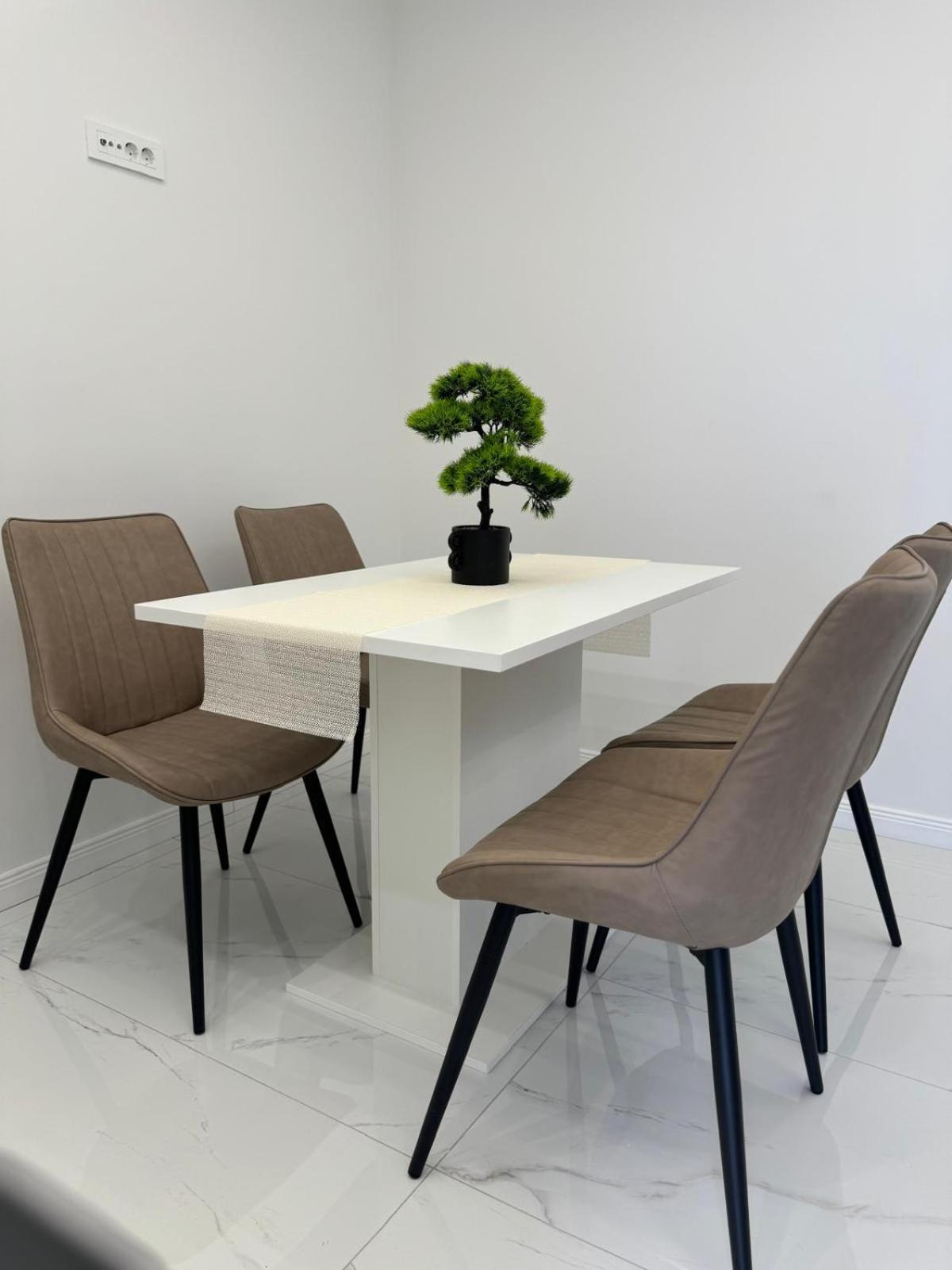 Emanuel Apartment